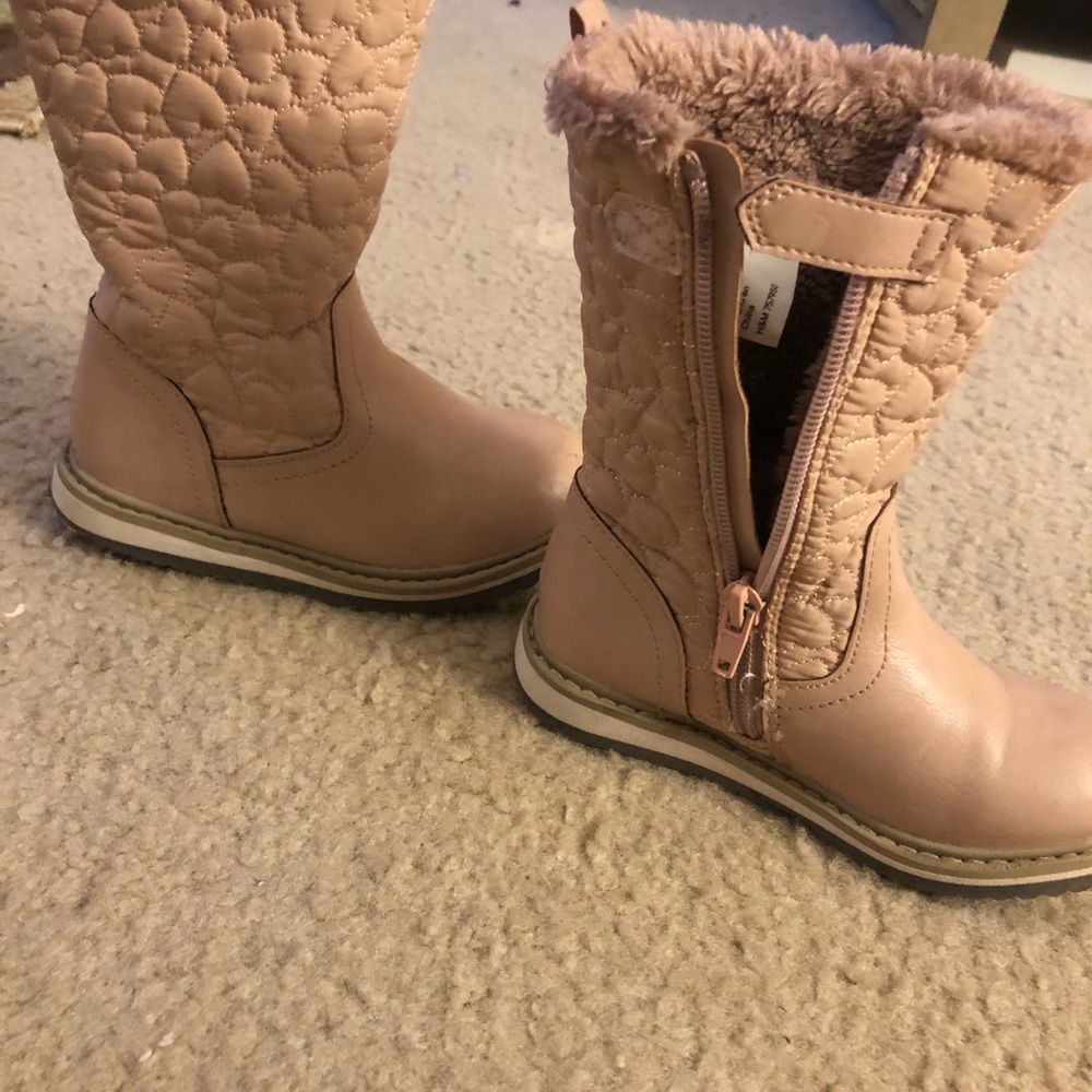 Boots - Picture 4 of 6